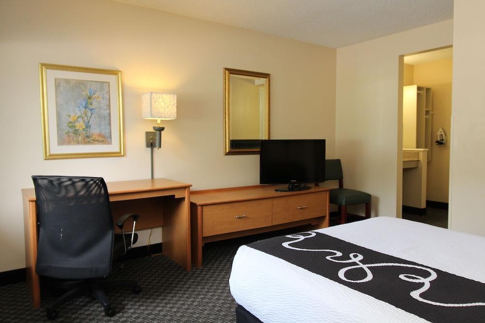 La Quinta By Wyndham Tampa Fairgrounds - Casino Hotel Mango Buitenkant foto