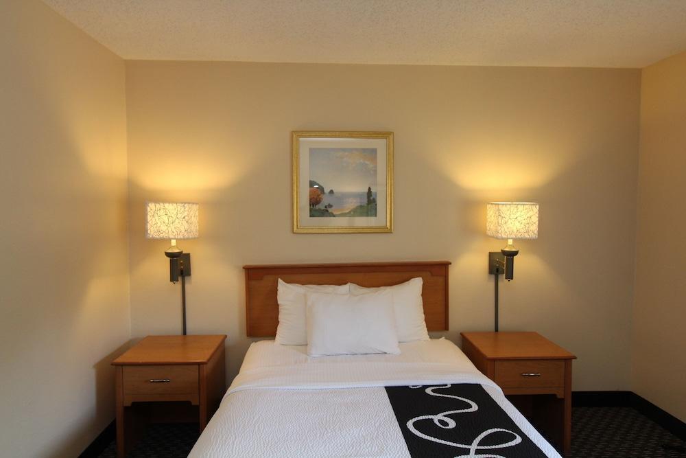 La Quinta By Wyndham Tampa Fairgrounds - Casino Hotel Mango Buitenkant foto