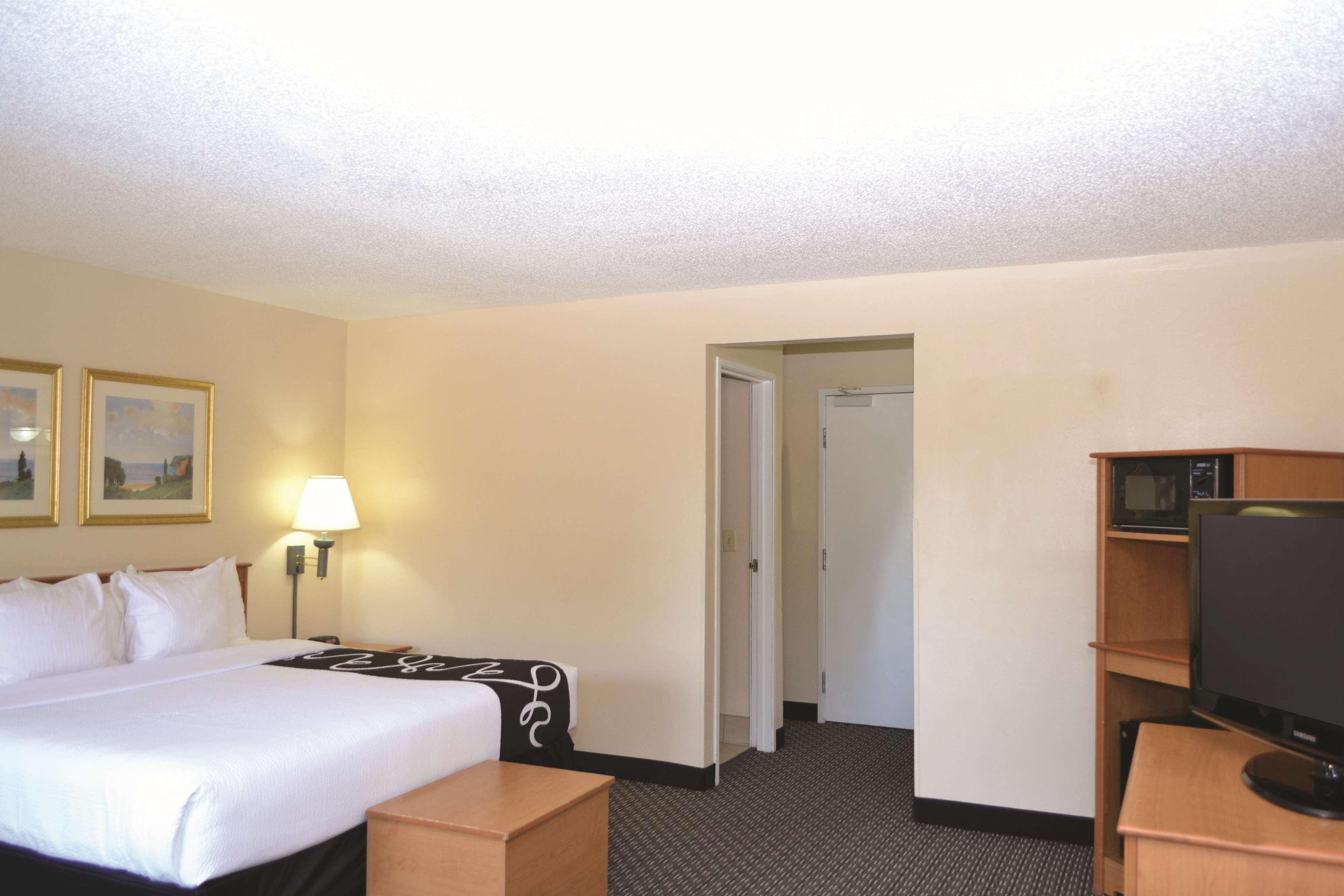 La Quinta By Wyndham Tampa Fairgrounds - Casino Hotel Mango Buitenkant foto