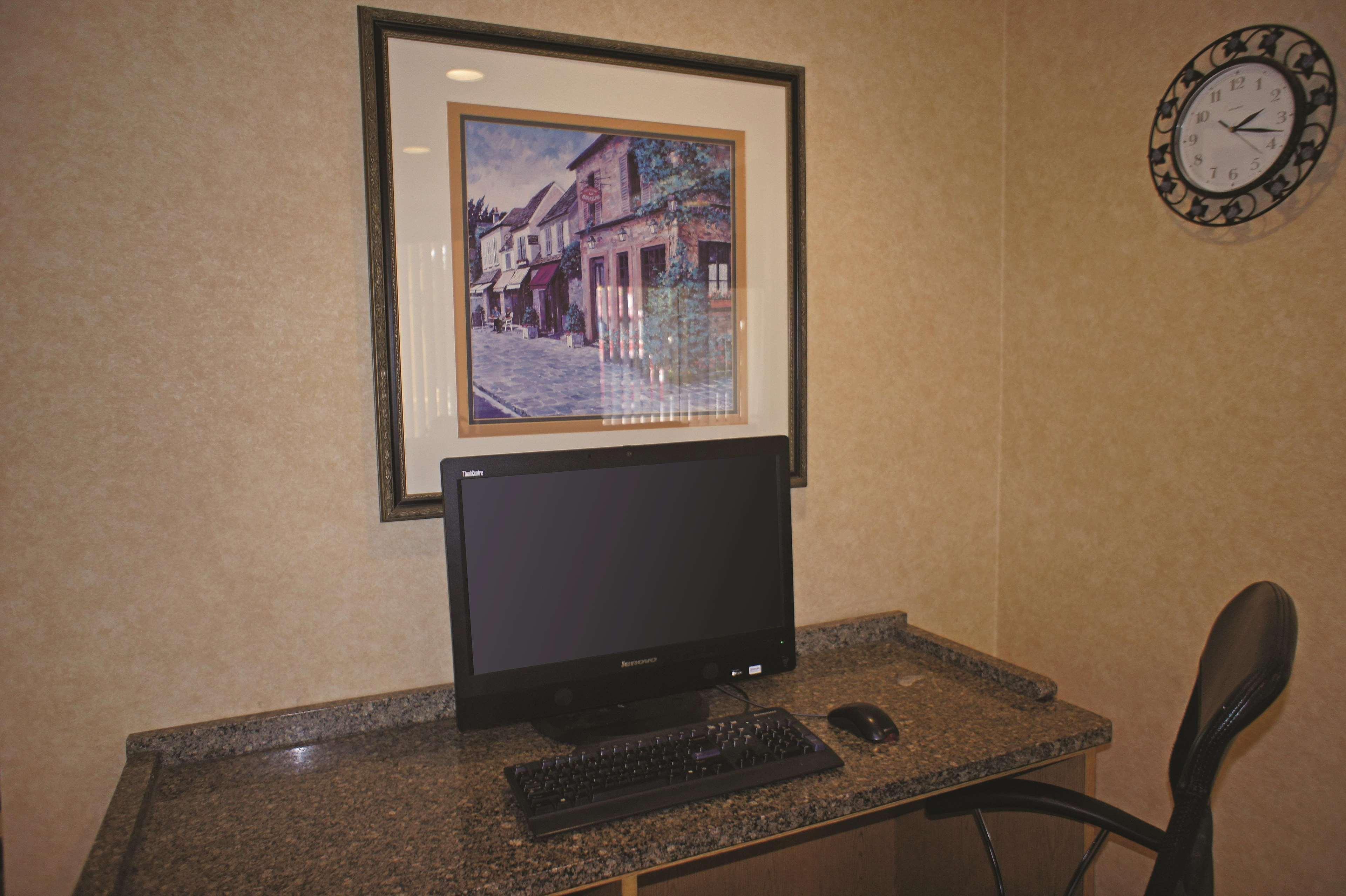 La Quinta By Wyndham Tampa Fairgrounds - Casino Hotel Mango Buitenkant foto