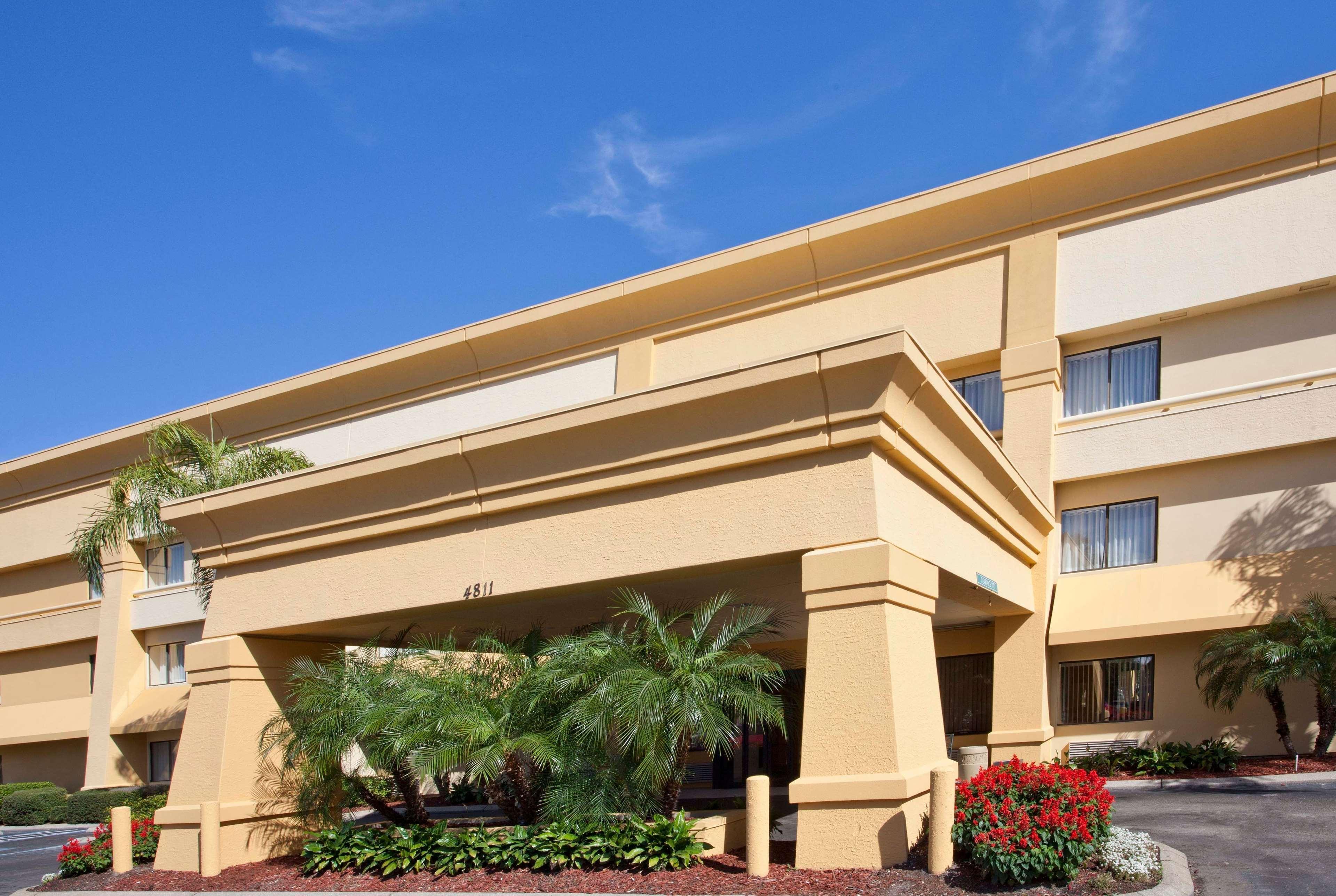 La Quinta By Wyndham Tampa Fairgrounds - Casino Hotel Mango Buitenkant foto
